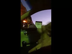Condujo a la chica g ...