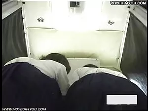 La ternura de dos ne ...