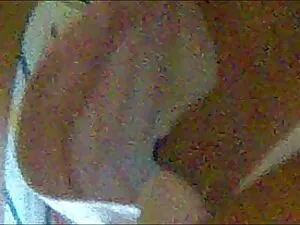 La pelirroja Lacey L ...